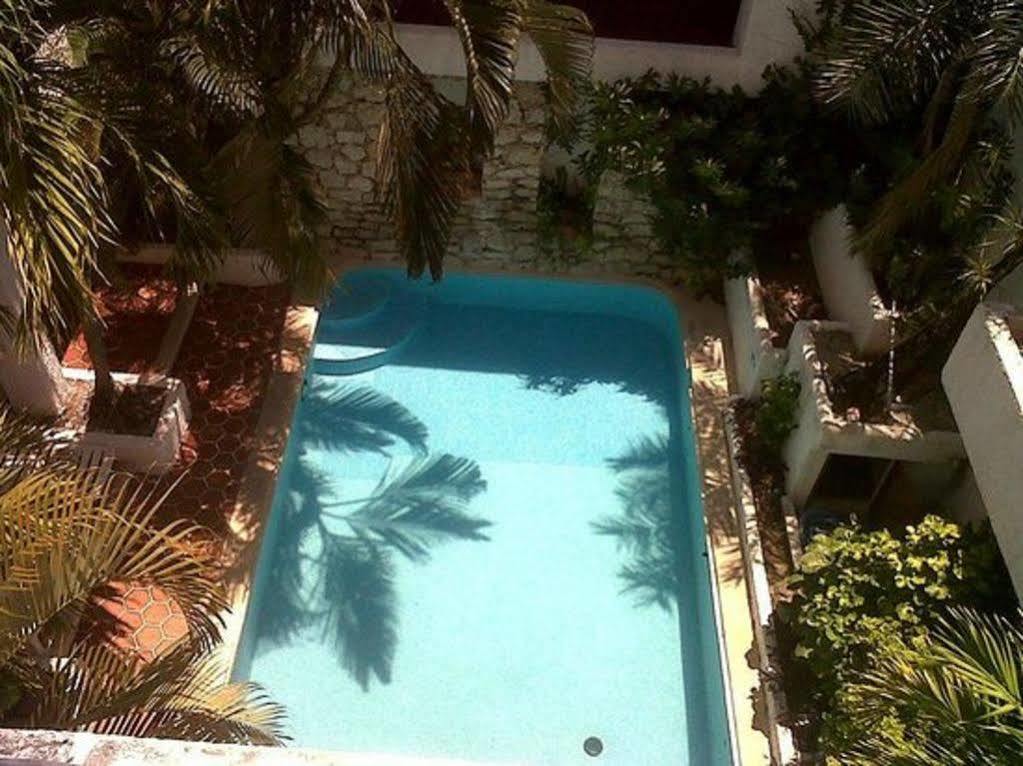 Hotel Plaza Carrillo'S Канкун Экстерьер фото